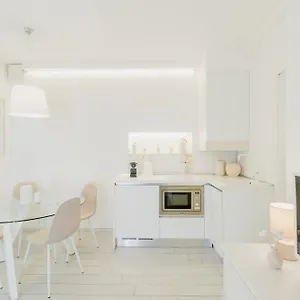 51 White Appartamento